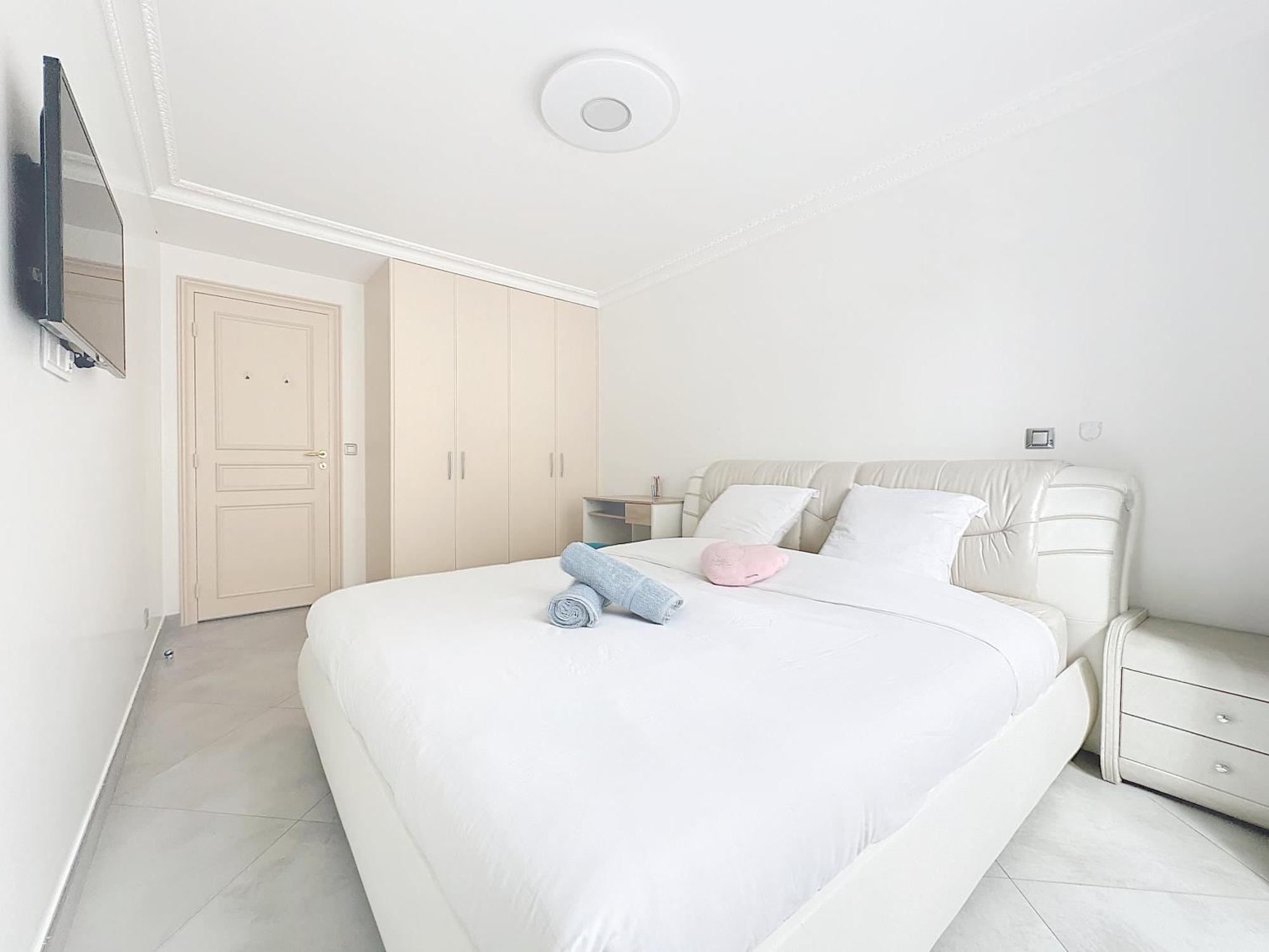 Appartement 118 - , Place De La Republique, 7 Personnes Parijs